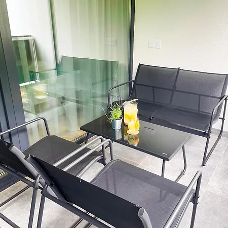 Aqua Apartment
